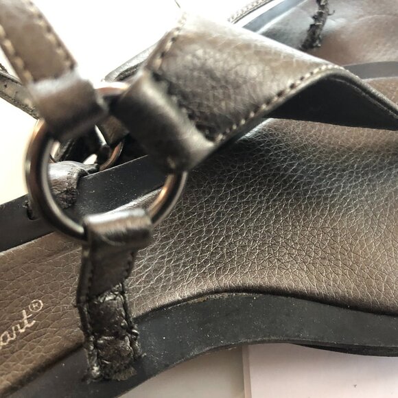 brown thong sandals - Picture 6 of 6